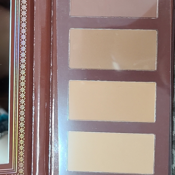 Ace Beute Bronzed in Paradise Pallet - Picture 6 of 6